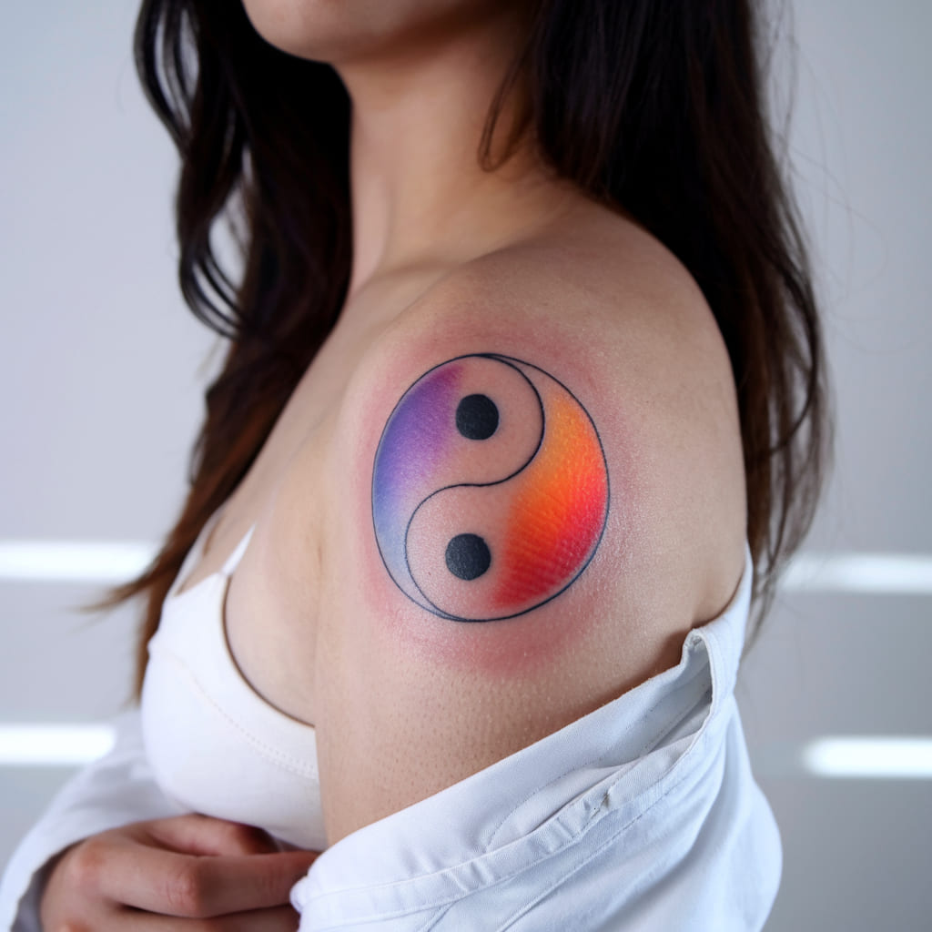 Holographic Yin Yang Ink