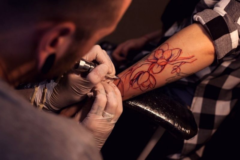 Fine Line Tattoos: Everything You Need to Know Before Getting One